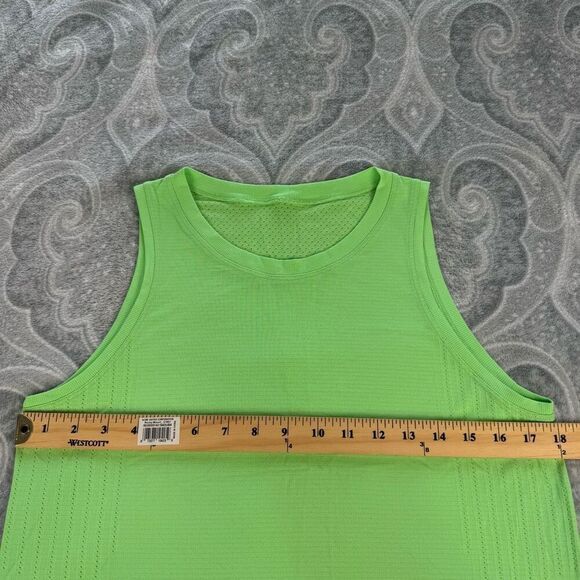 Womens Lululemon Train To Be Top - Picture 3 of 3